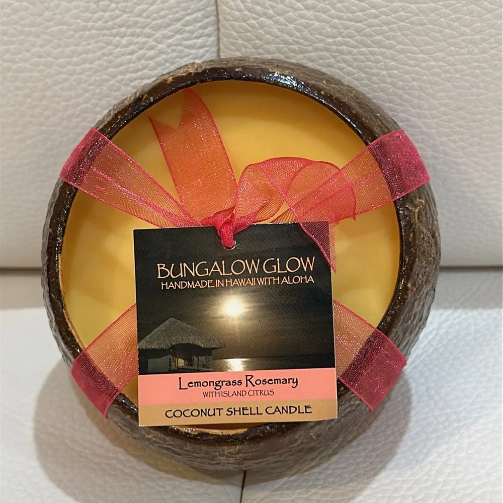 BUNGALOW GLOW HANDMADE IN HAWAII COCONUT SHELL CANDLE: Lemongrass Nosemar NWT